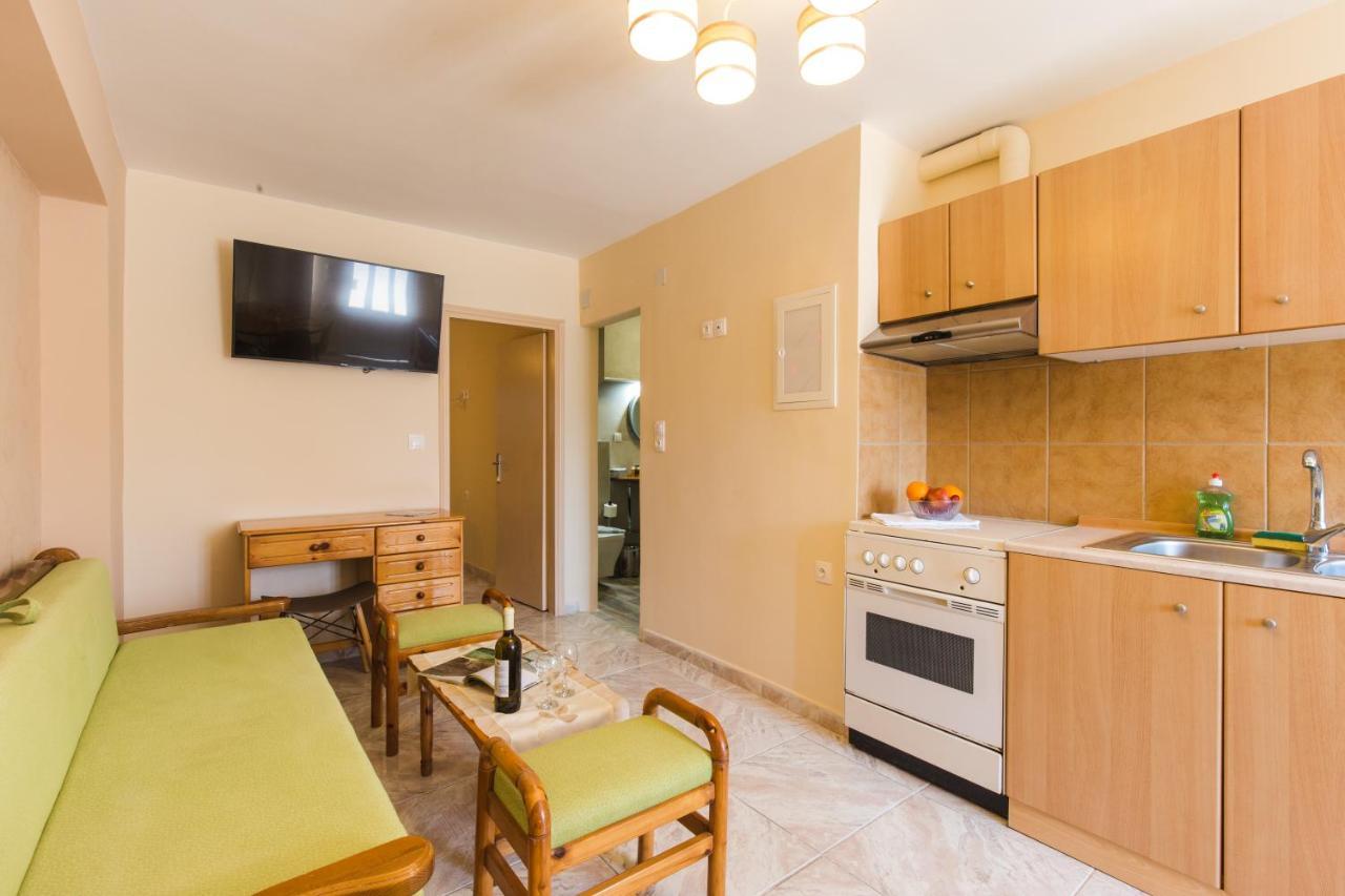 Limonero New City Apartment 1 With Private Parking Lefkáda Eksteriør billede